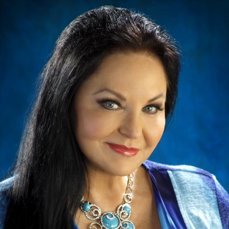 Crystal 800 square-01 Crystal Gayle